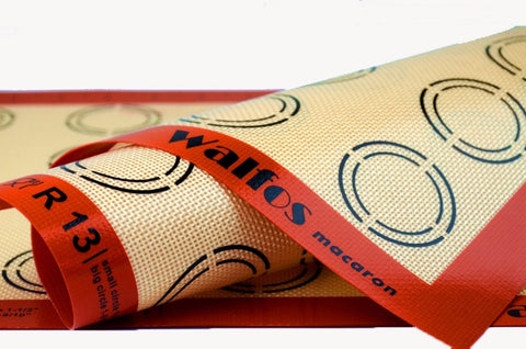 Image of Non-Stick Silicone Baking Mat