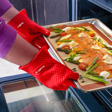 Image of Non-Stick Silicone Baking Mat