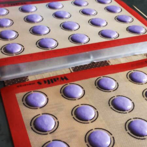 Image of Non-Stick Silicone Baking Mat